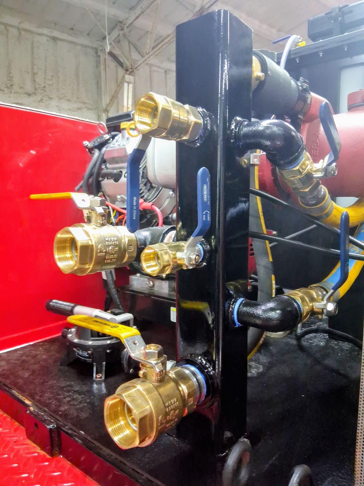 Custom built manifolds